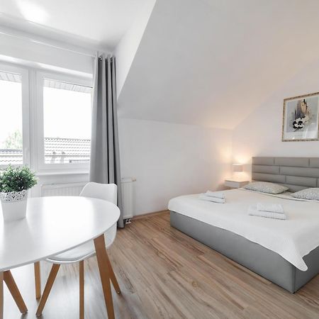 Mario Pokoje - Apartamenty ヤスタルニャ エクステリア 写真