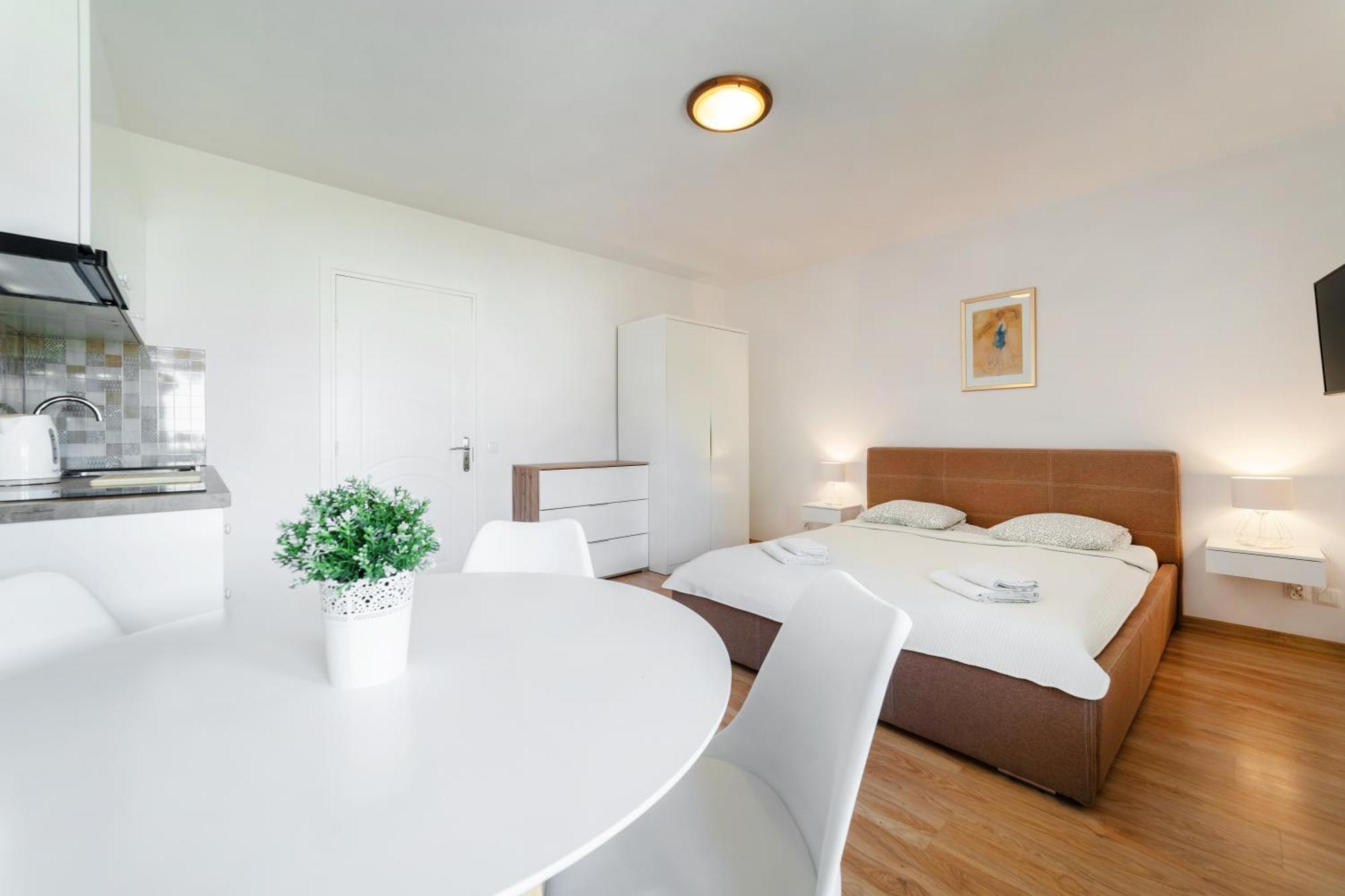 Mario Pokoje - Apartamenty ヤスタルニャ エクステリア 写真