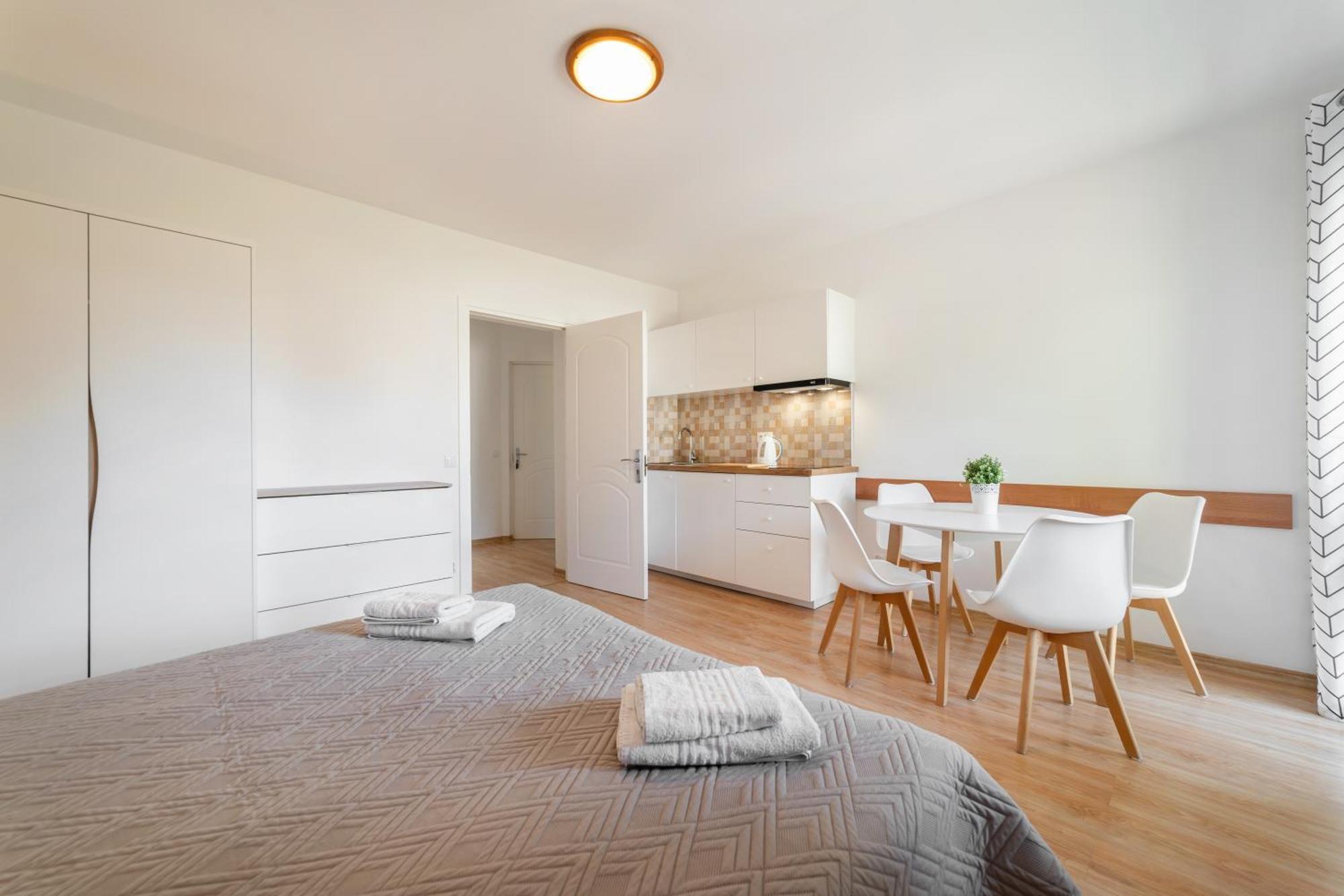 Mario Pokoje - Apartamenty ヤスタルニャ エクステリア 写真
